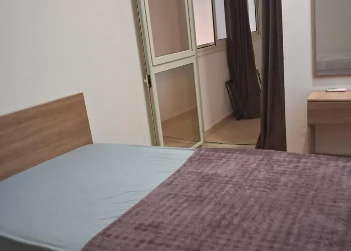 Furnished In Daire *